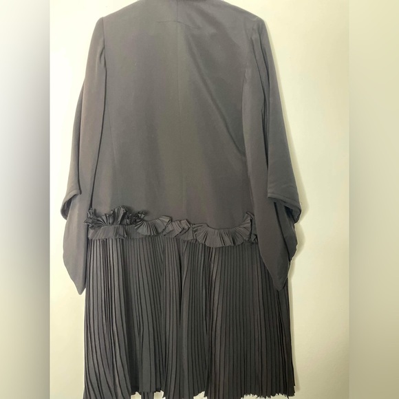 Black oversized silk Givenchy coat size 38/ medium - Picture 10 of 11